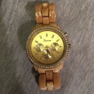 Tan Watch